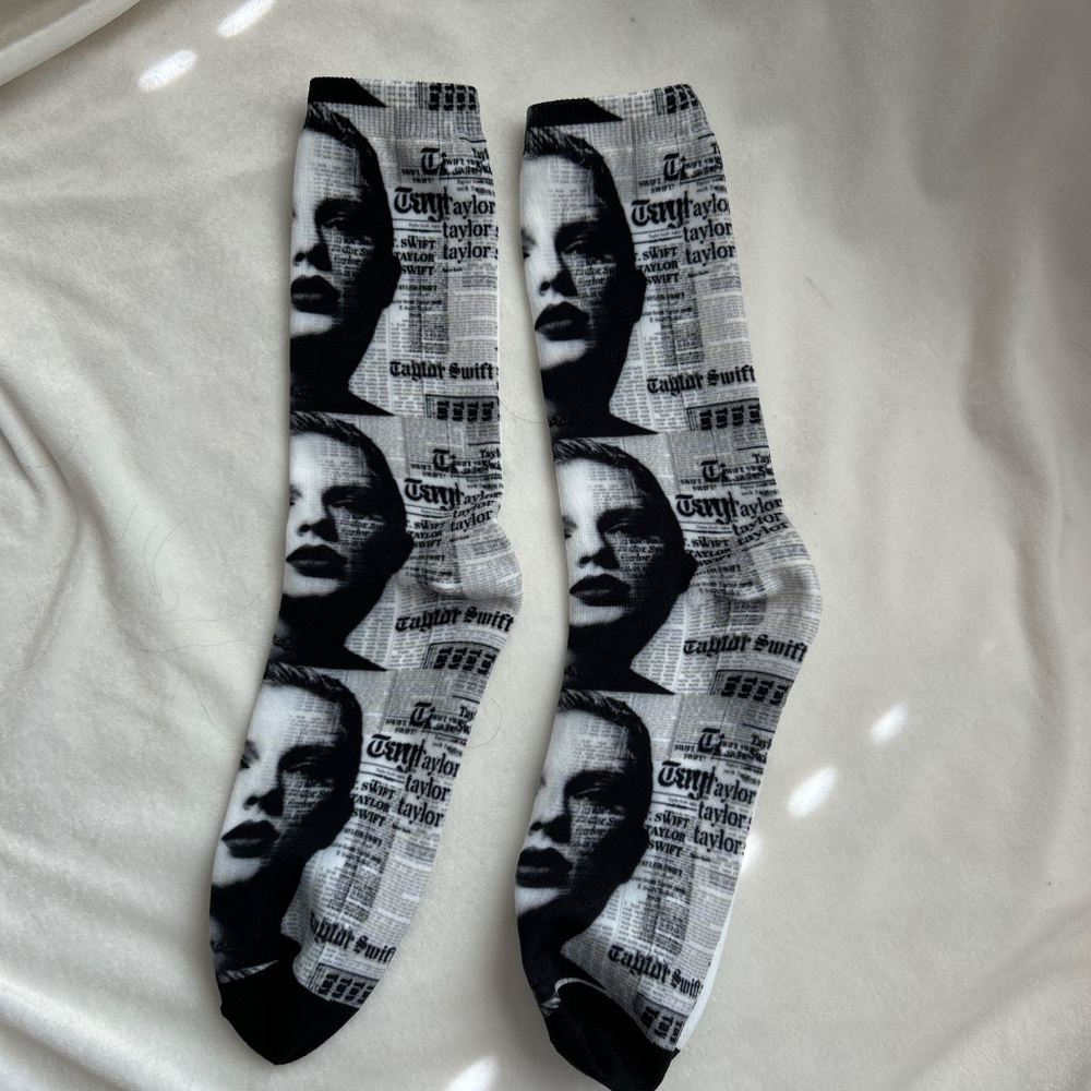 NEW Taylor Swift socks